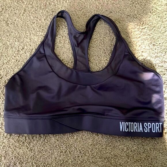 Victoria Secret Sports Bra mesh design - Picture 2 of 5